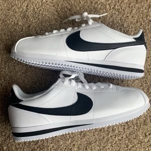 Nike White&Black Cortez